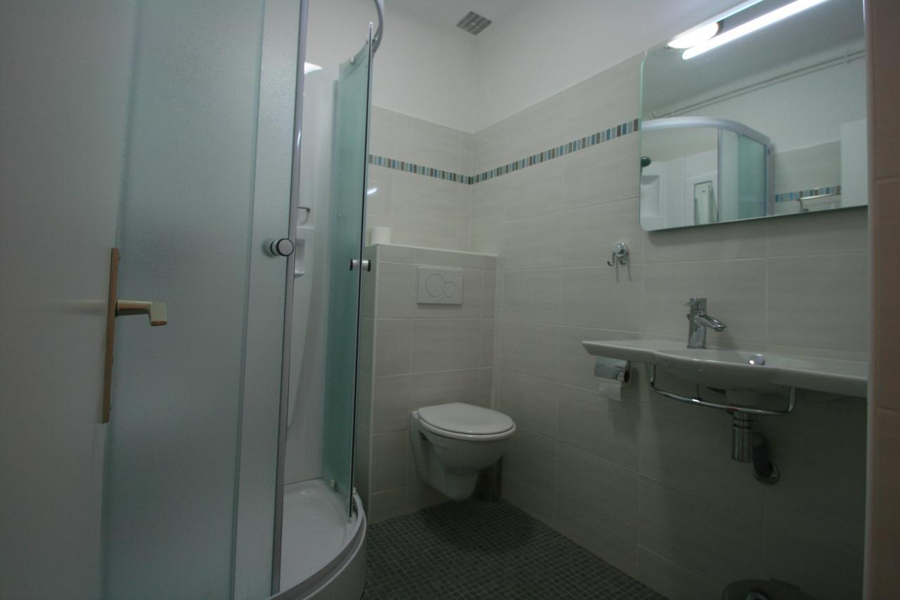 Auberge Du Cabestan Hotel 奥迪耶纳 外观 照片
