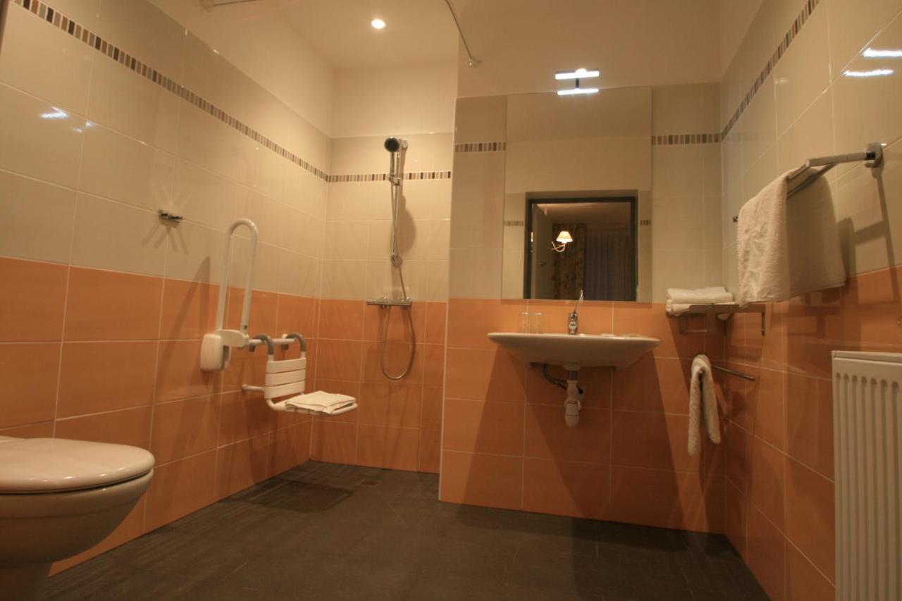 Auberge Du Cabestan Hotel 奥迪耶纳 外观 照片